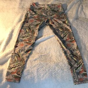 Victoria Secret knockout sport tight. Small